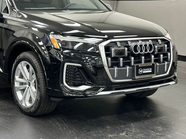 2025 Audi Q7 Premium