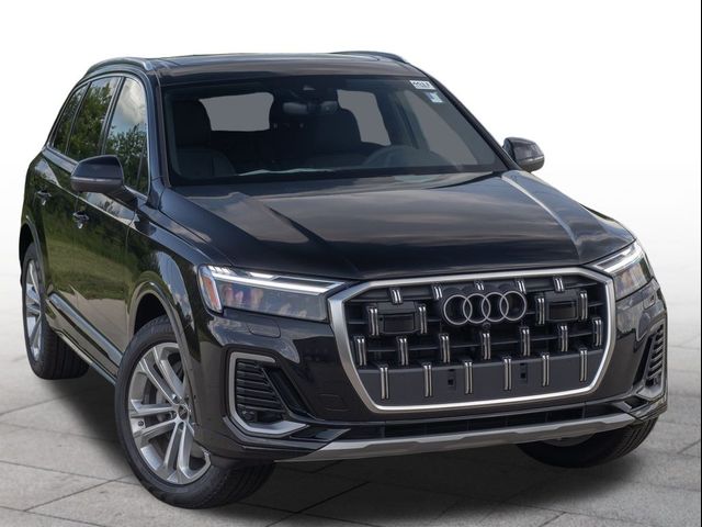 2025 Audi Q7 Premium