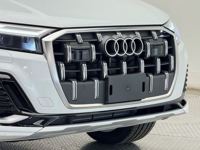 2025 Audi Q7 Premium