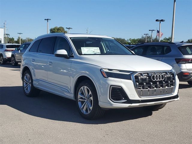 2025 Audi Q7 Premium