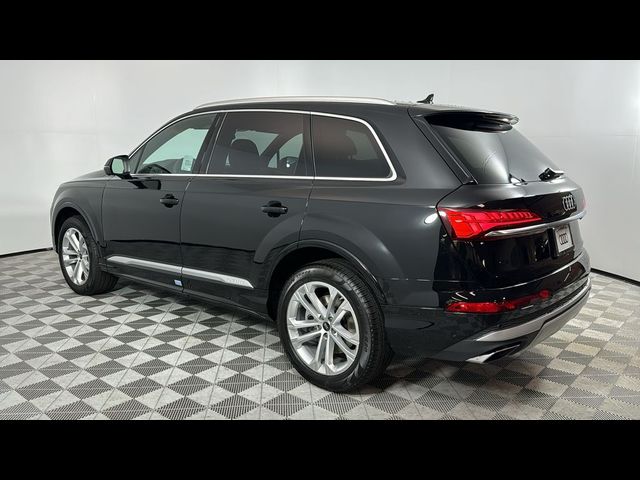 2025 Audi Q7 Premium