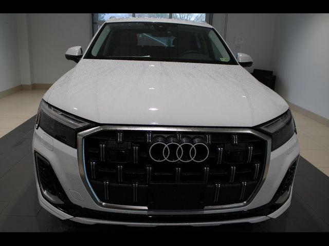 2025 Audi Q7 Premium