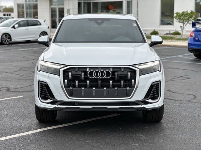 2025 Audi Q7 Premium