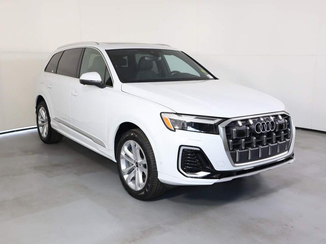 2025 Audi Q7 Premium