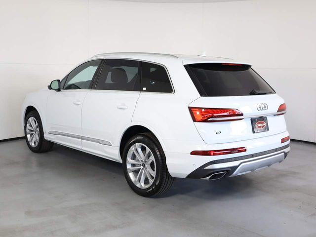 2025 Audi Q7 Premium