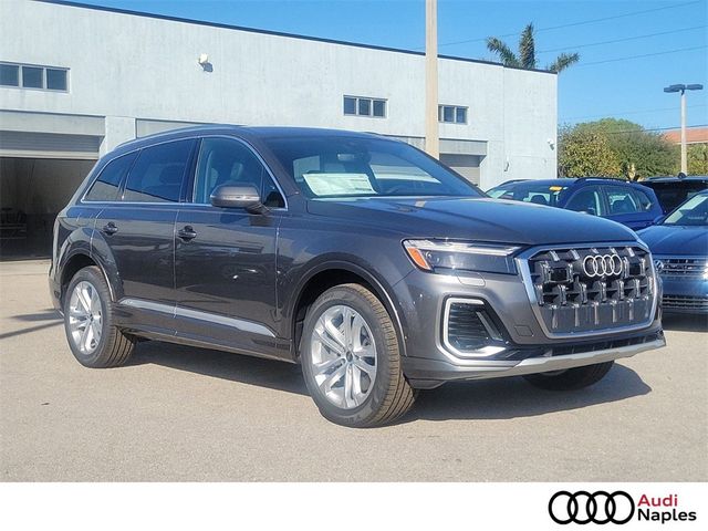 2025 Audi Q7 Premium