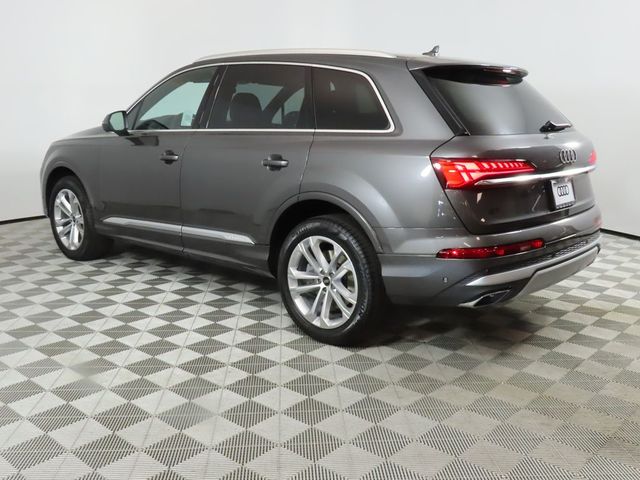 2025 Audi Q7 Premium