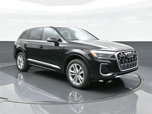 2025 Audi Q7 Premium