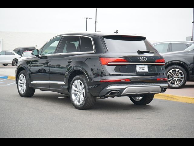 2025 Audi Q7 Premium