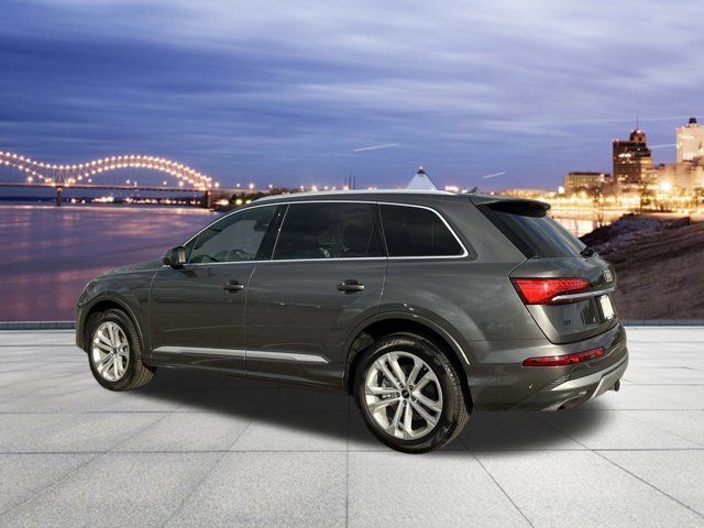 2025 Audi Q7 Premium