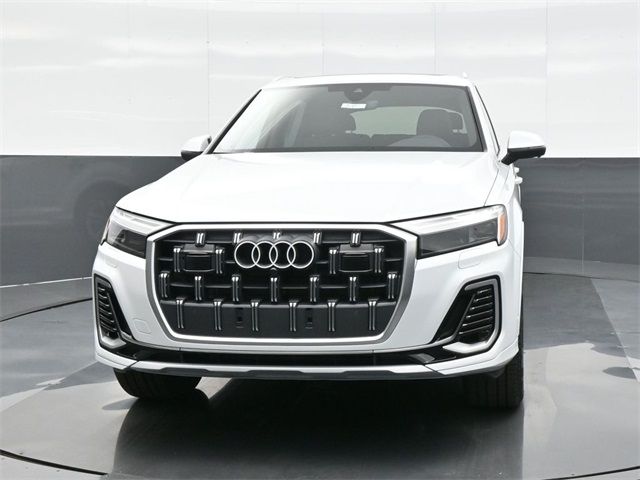 2025 Audi Q7 Premium