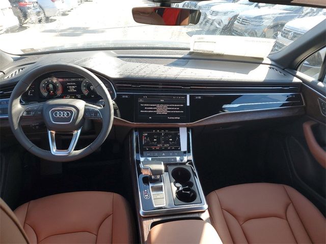 2025 Audi Q7 Premium