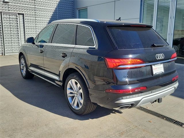 2025 Audi Q7 Premium