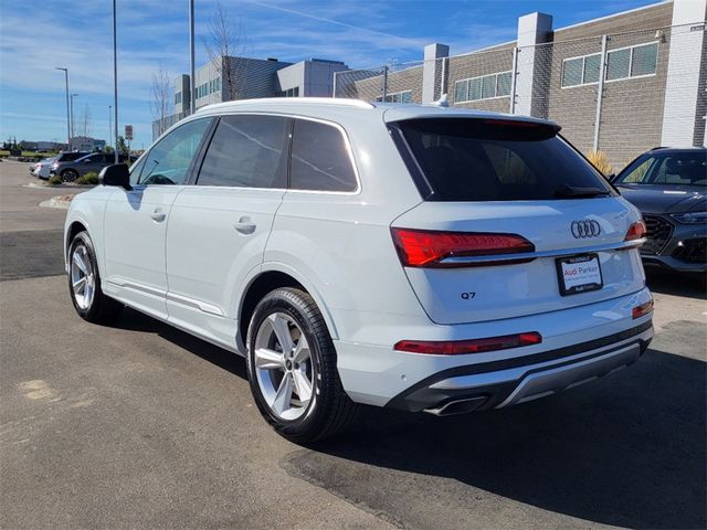 2025 Audi Q7 Premium