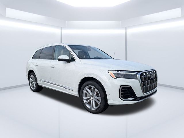 2025 Audi Q7 Premium