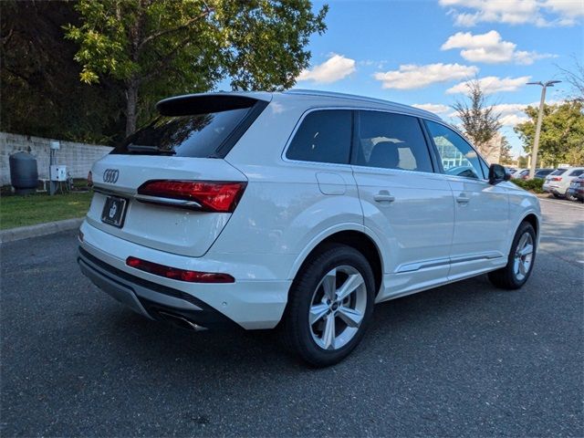 2025 Audi Q7 Premium