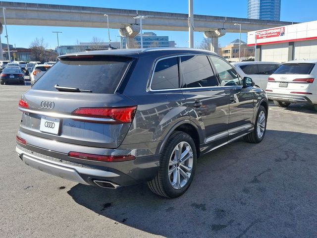 2025 Audi Q7 Premium