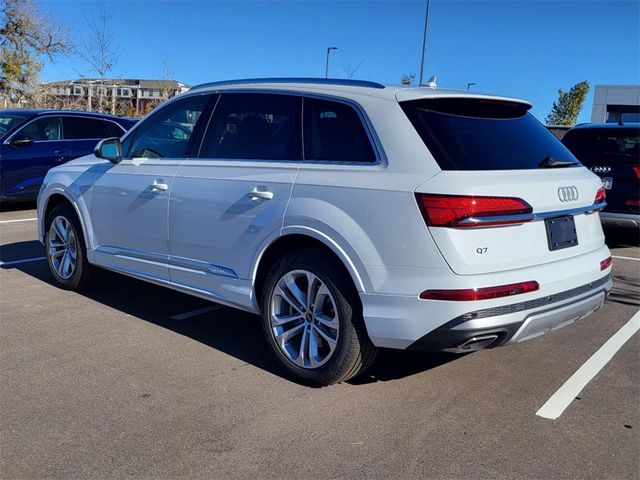 2025 Audi Q7 Premium