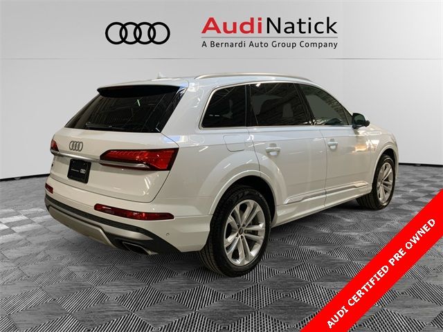 2025 Audi Q7 Premium
