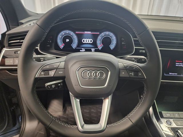 2025 Audi Q7 Premium