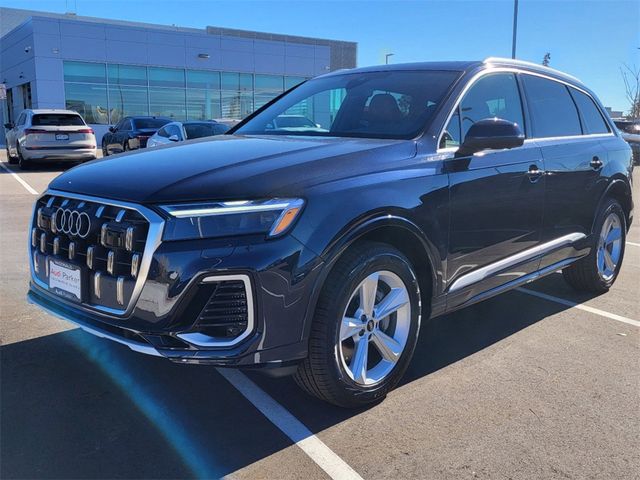 2025 Audi Q7 Premium