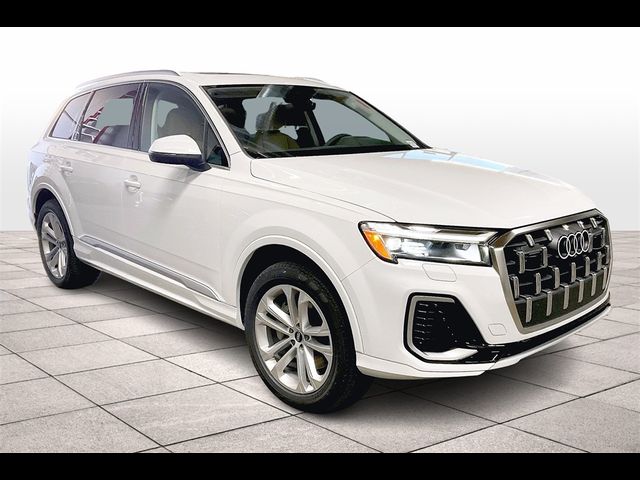 2025 Audi Q7 Premium