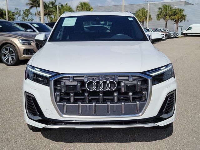 2025 Audi Q7 Premium