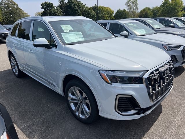 2025 Audi Q7 Premium