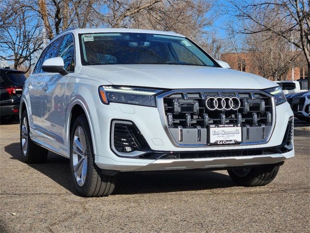 2025 Audi Q7 Premium