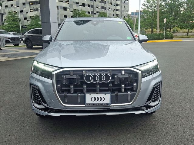 2025 Audi Q7 Premium