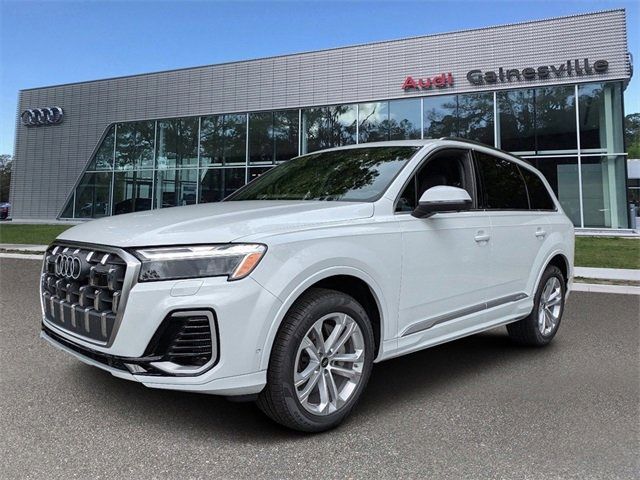 2025 Audi Q7 Premium