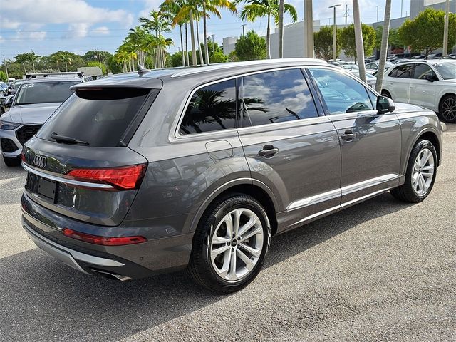 2025 Audi Q7 Premium