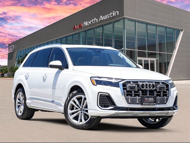 2025 Audi Q7 Premium Plus