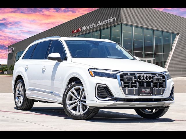 2025 Audi Q7 Premium Plus