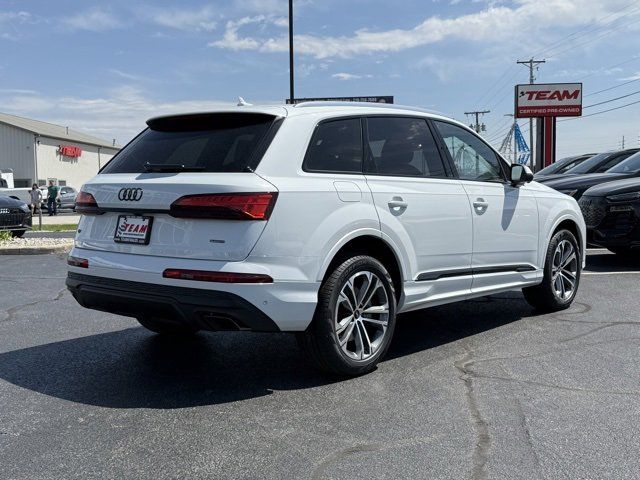 2025 Audi Q7 Premium Plus