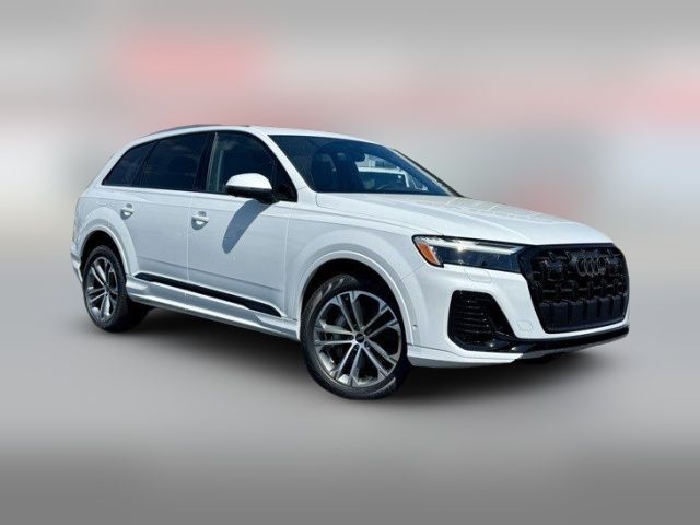 2025 Audi Q7 Premium Plus