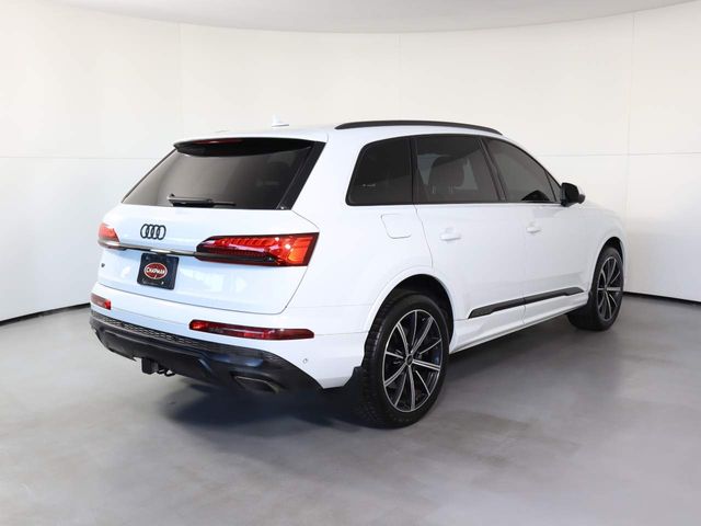 2025 Audi Q7 Premium Plus