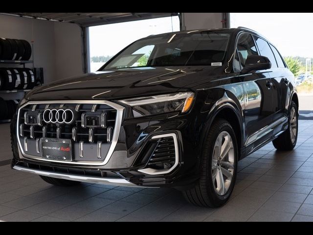 2025 Audi Q7 Premium Plus