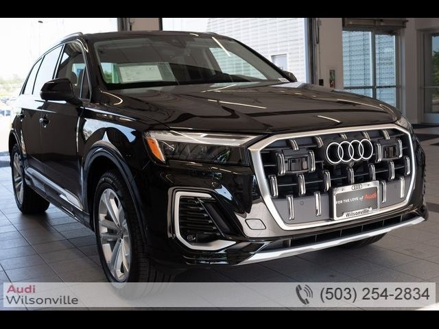 2025 Audi Q7 Premium Plus