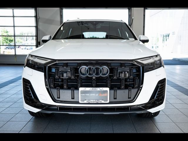 2025 Audi Q7 Premium Plus