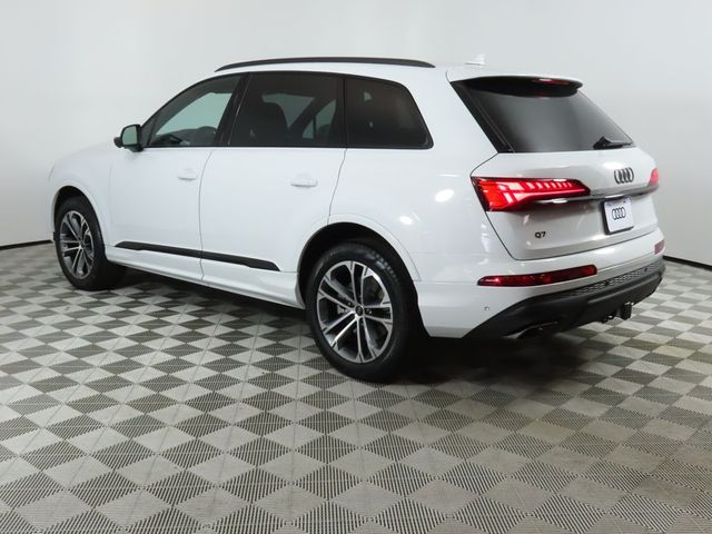 2025 Audi Q7 Premium Plus