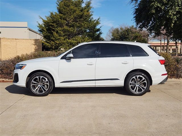 2025 Audi Q7 Premium Plus