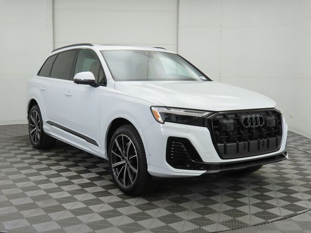 2025 Audi Q7 Premium Plus