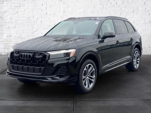 2025 Audi Q7 Premium Plus