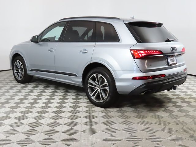 2025 Audi Q7 Premium Plus