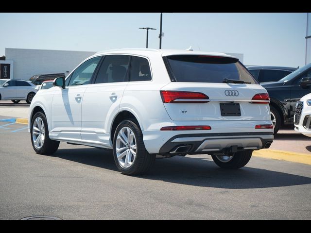 2025 Audi Q7 Premium Plus