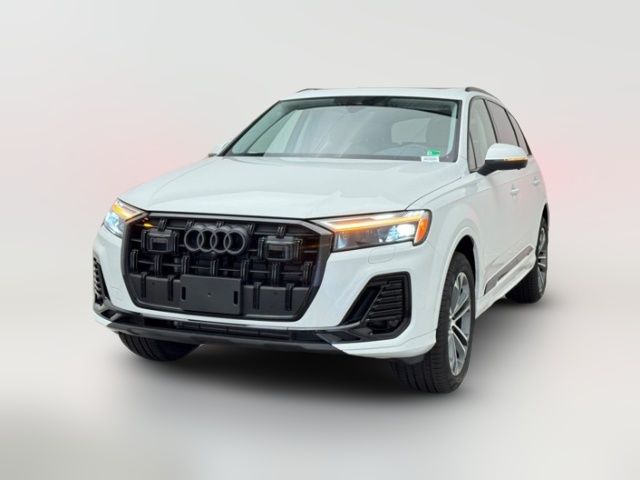 2025 Audi Q7 Premium Plus