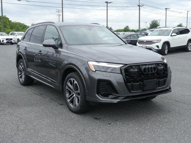 2025 Audi Q7 Premium Plus