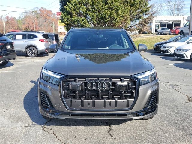 2025 Audi Q7 Premium Plus