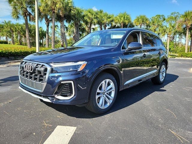 2025 Audi Q7 Premium Plus